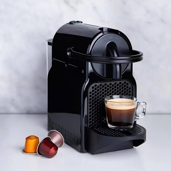 Nespresso Inissia - Machine à Café